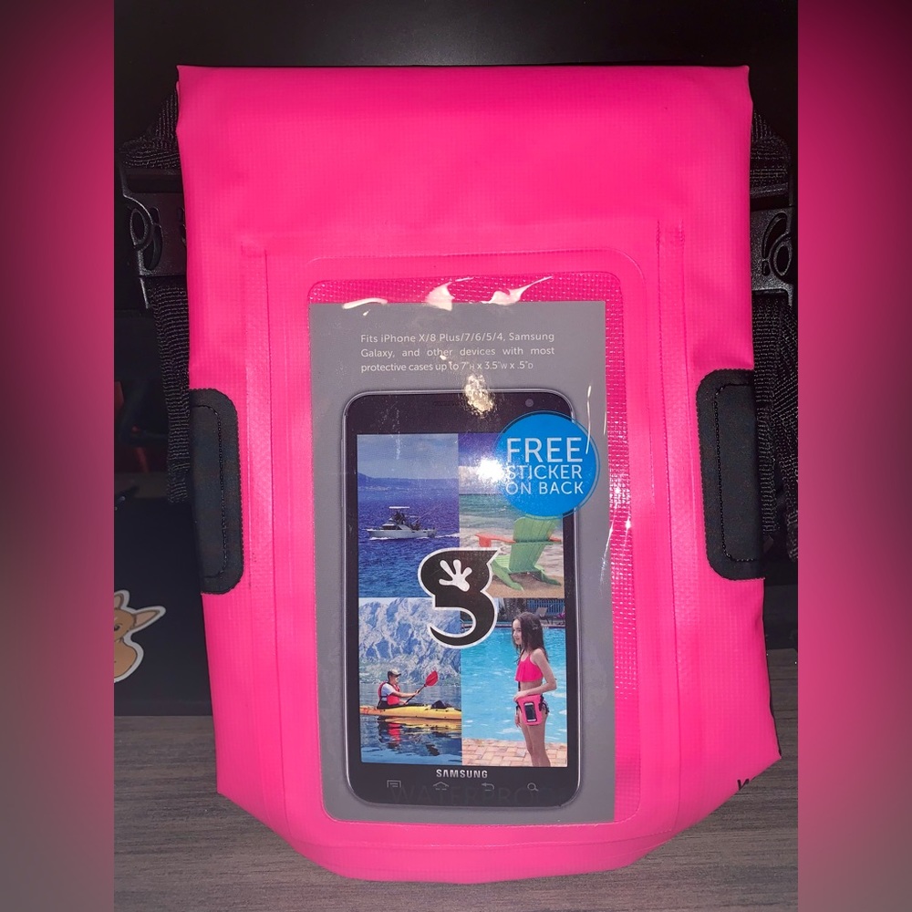 Geckobrands Waterproof Large Phone Dry Tote (Cell Phone Case) | Brand New